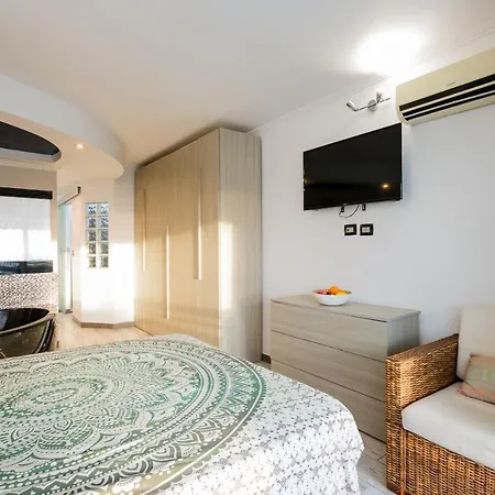 204 Atalaya 2 Bedrooms, Sea View, Private Parking * 아데제